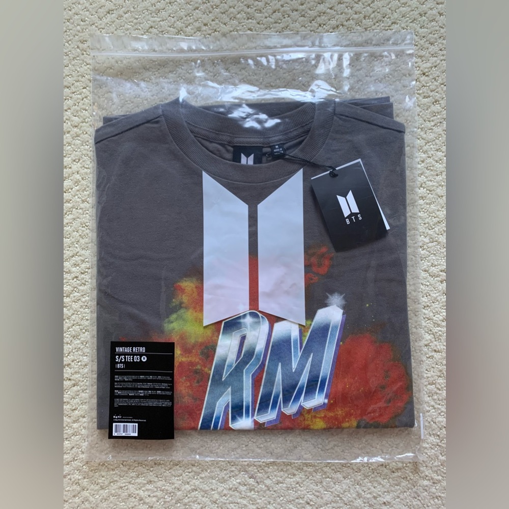 BTS Vintage Retro official merch S/S Tee 03 (RM) Medium - Gray (New)